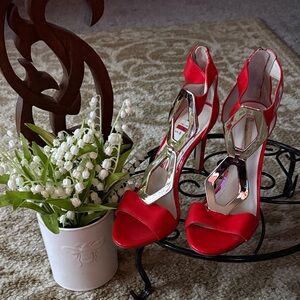 BCBGeneration Vibrant Red Heels